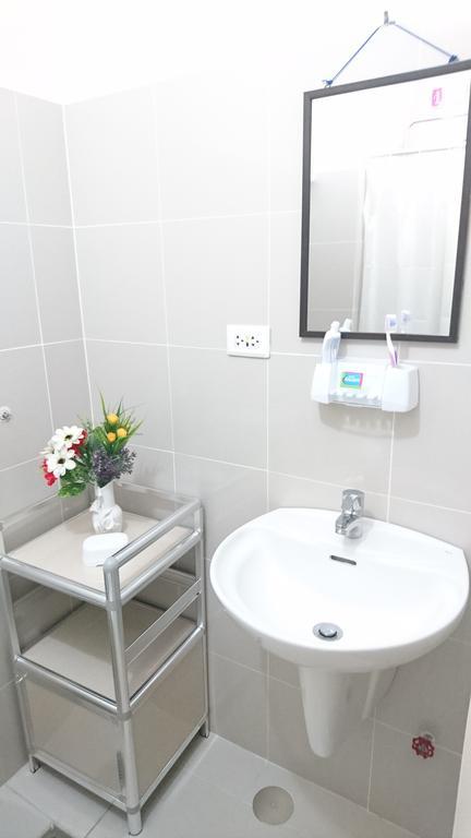 Salvador @ Mezza 2 Smdc Residences Manille Extérieur photo